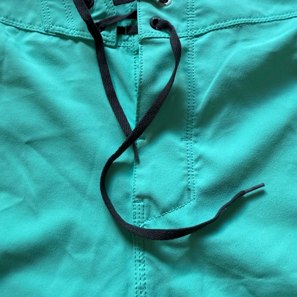 Hurley Board Shorts Quick-Dry Mid-Length - Picture 4 of 5